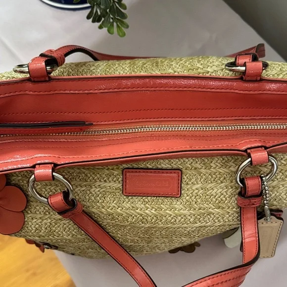 Coach Floral Straw Tote Bag with Tan and Coral Accents EUC - Picture 4 of 13